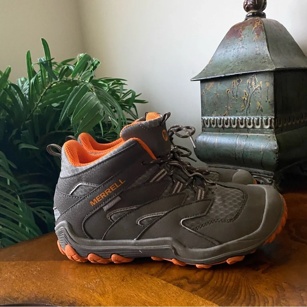 MERRELL Chameleon 7 Waterproof Hiking Boots